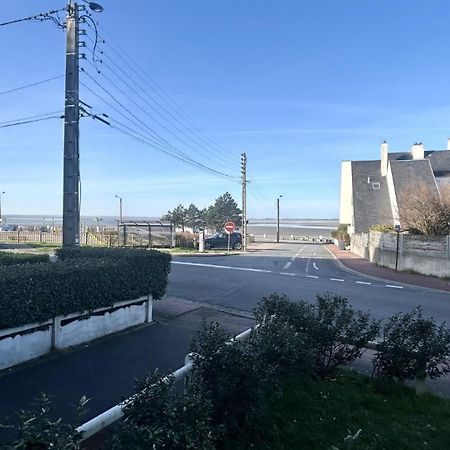 勒克罗图瓦Les Tamaris别墅 外观 照片